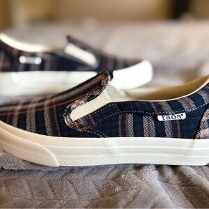 Taos Footwear Blue Plaid Women's Shoes